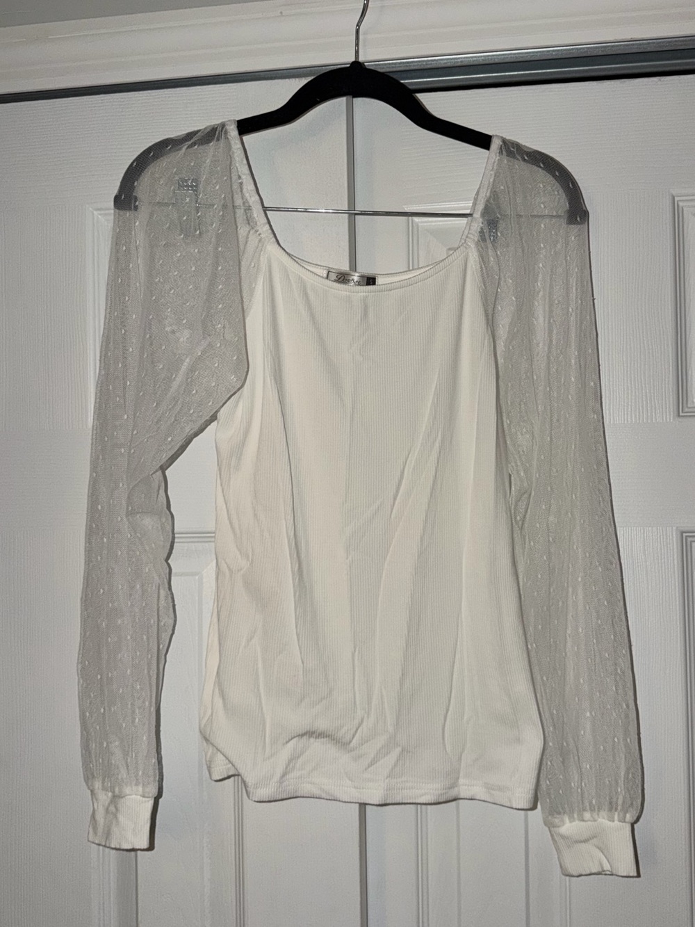 Women's White Sheer Dot Sleeve Long-Sleeve Top